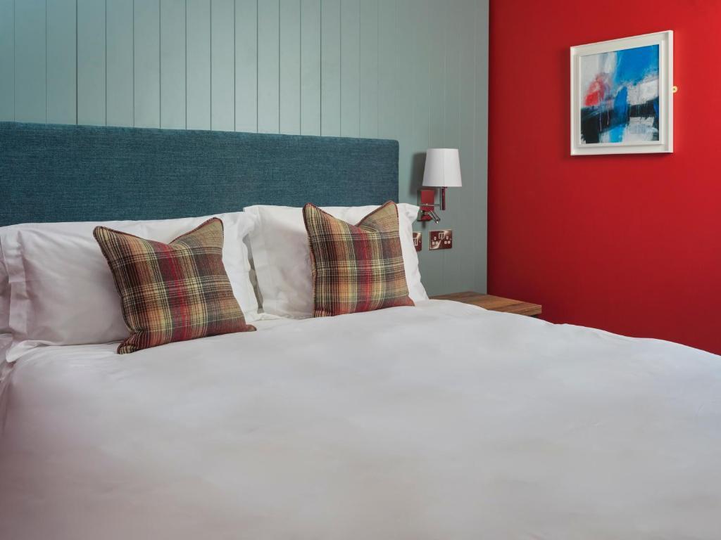 The_Bryntirion_Inn_Mynydd_Gwefru_3