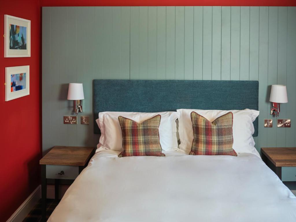 The_Bryntirion_Inn_Mynydd_Gwefru_4