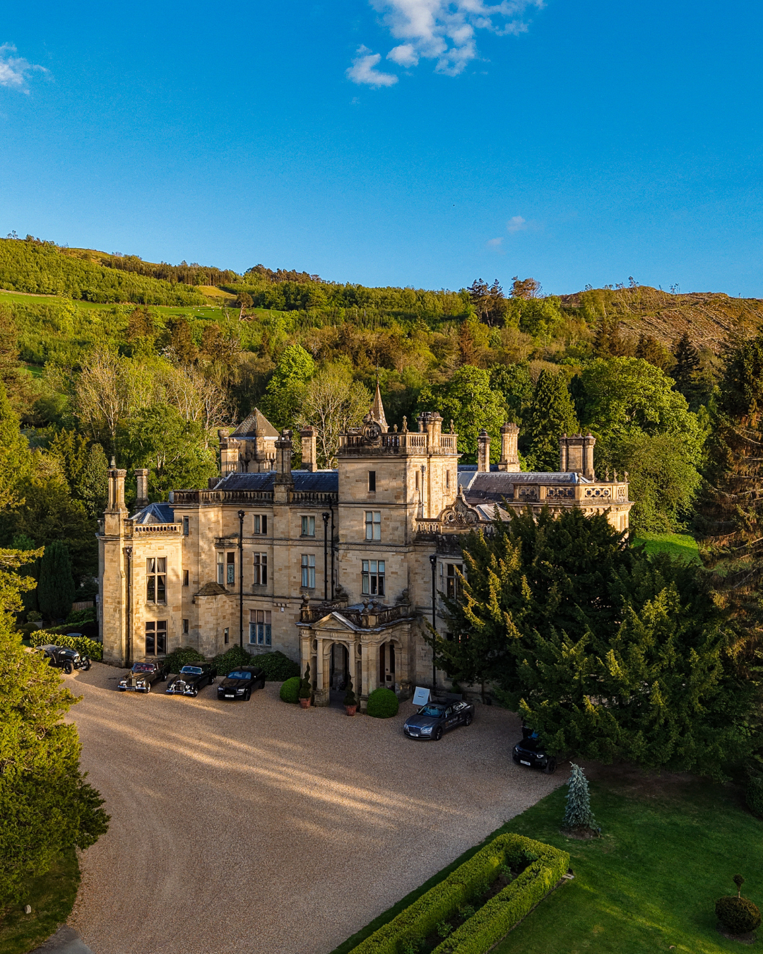 Pale_Hall_Hotel_Drone
