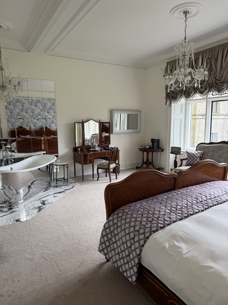 8 D05 D7 D2 2195 47 A9 A923 3 FFDC0 F167 AA 1 105 c resized