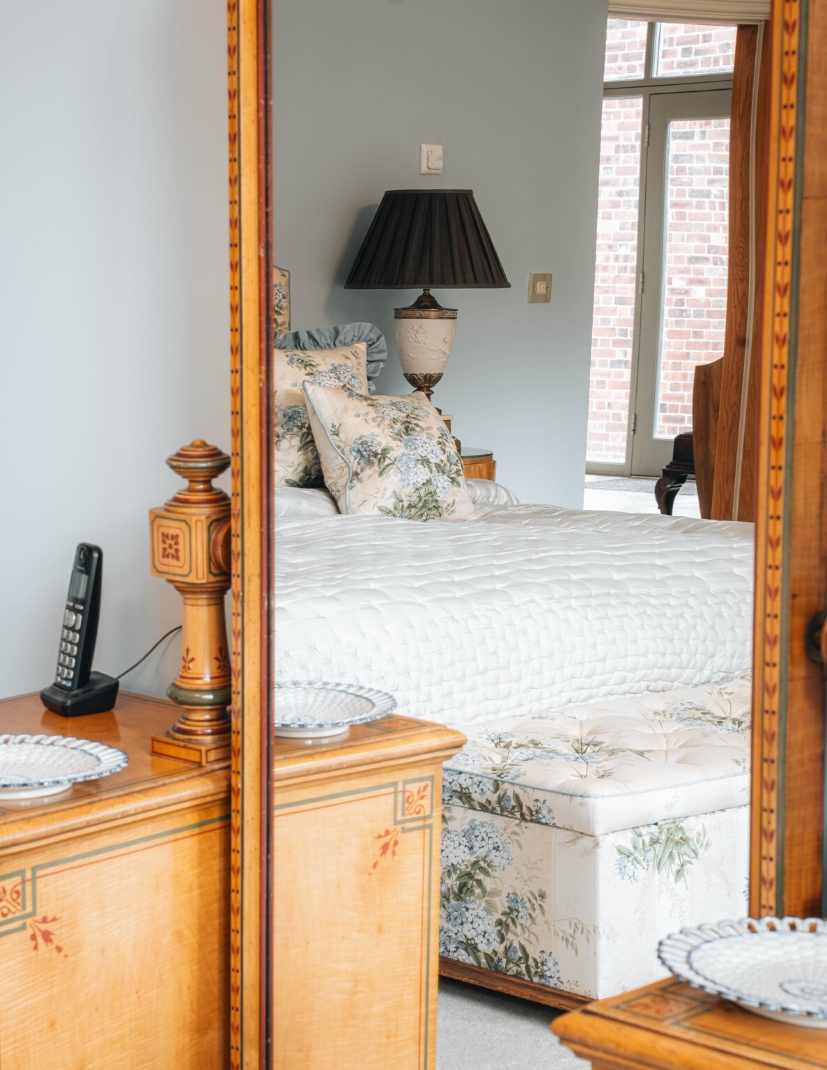 Harpers Bedroom Detail