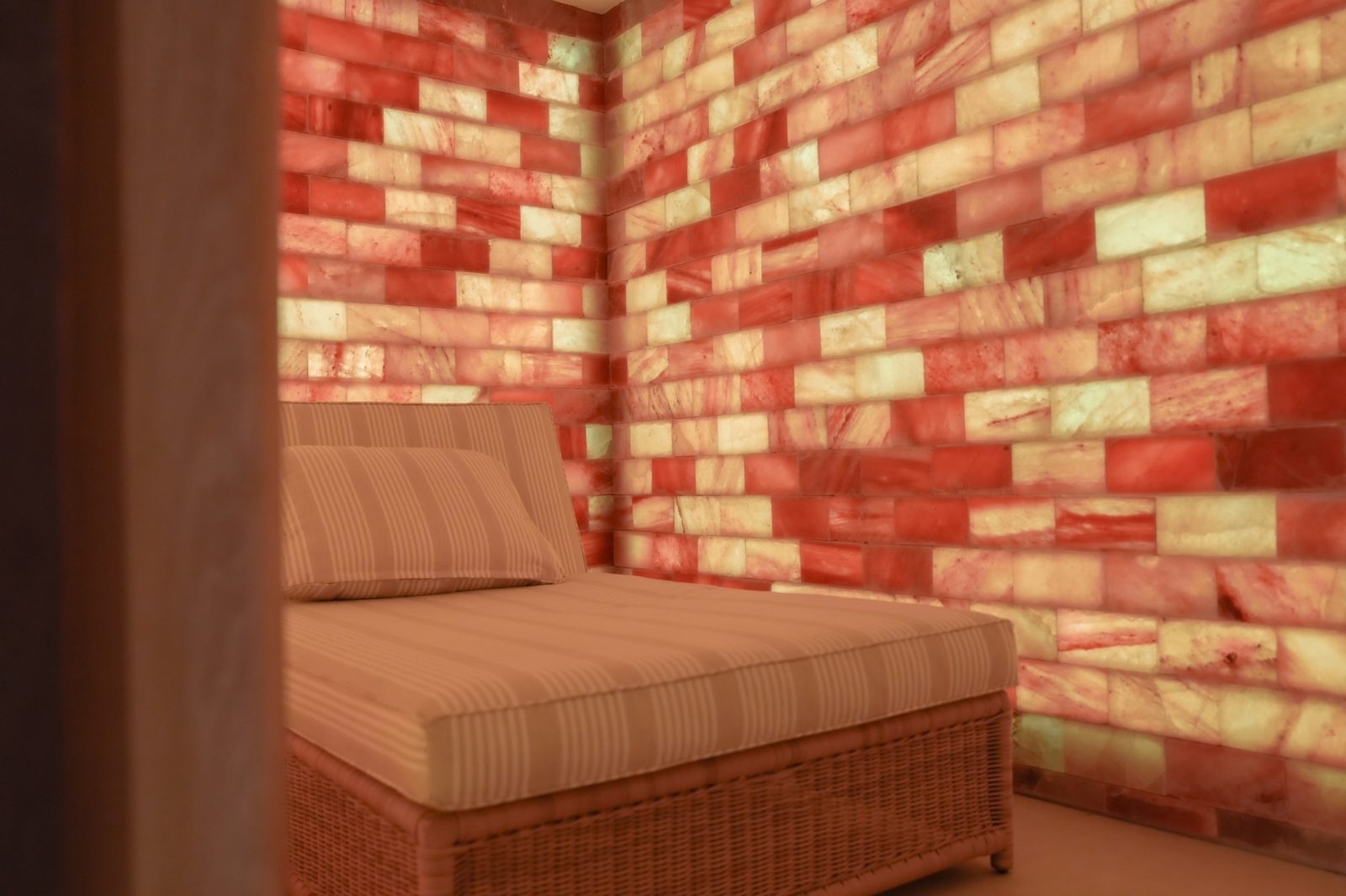 Himalayan salt room web